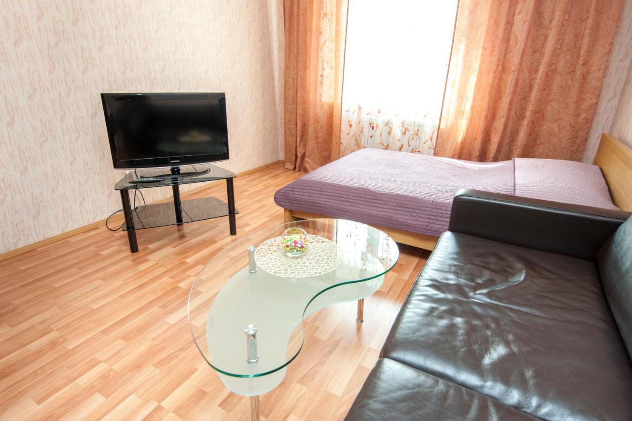 Arenda Kvartiry V Bazhovskom Apartment Ekaterinburg Ngoại thất bức ảnh