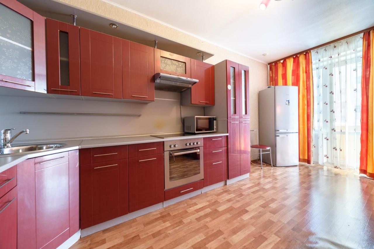 Arenda Kvartiry V Bazhovskom Apartment Ekaterinburg Ngoại thất bức ảnh